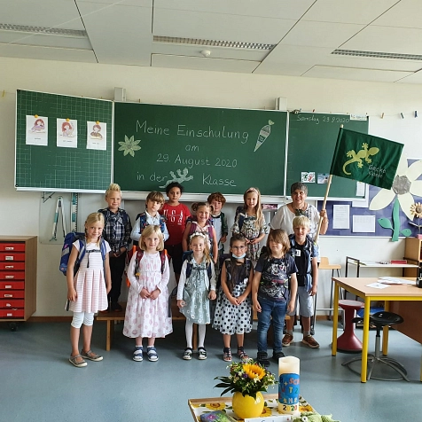 Klasse 1b © Sonnenblumenschule Grundschule Thönse
